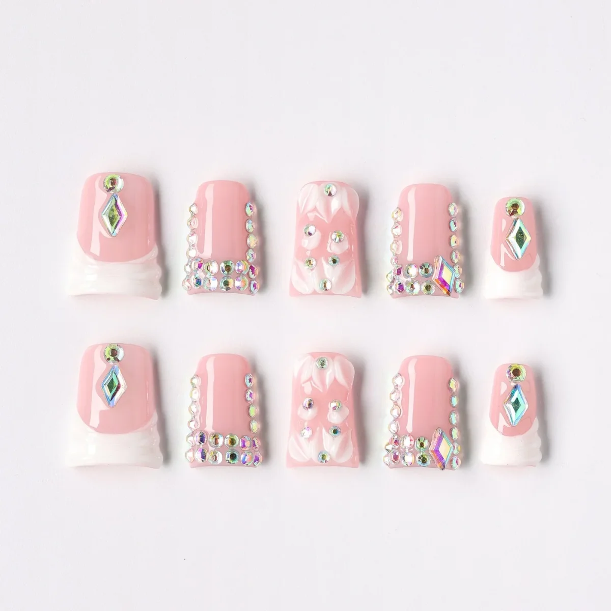 Vine Crystal, press-on nail set, coffin, short